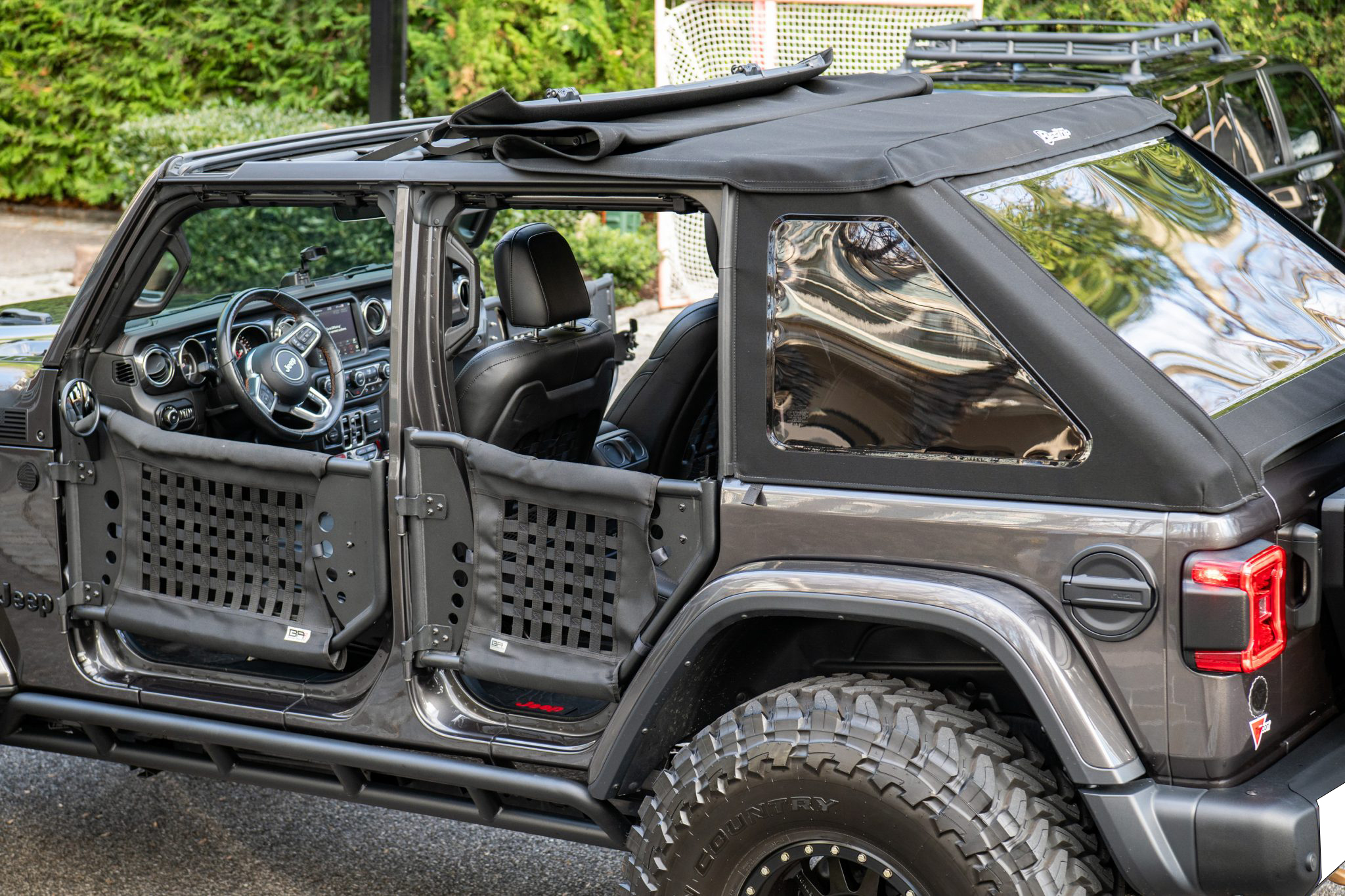 2021 Jeep Wrangler Unlimited Rubicon 392 photo 2