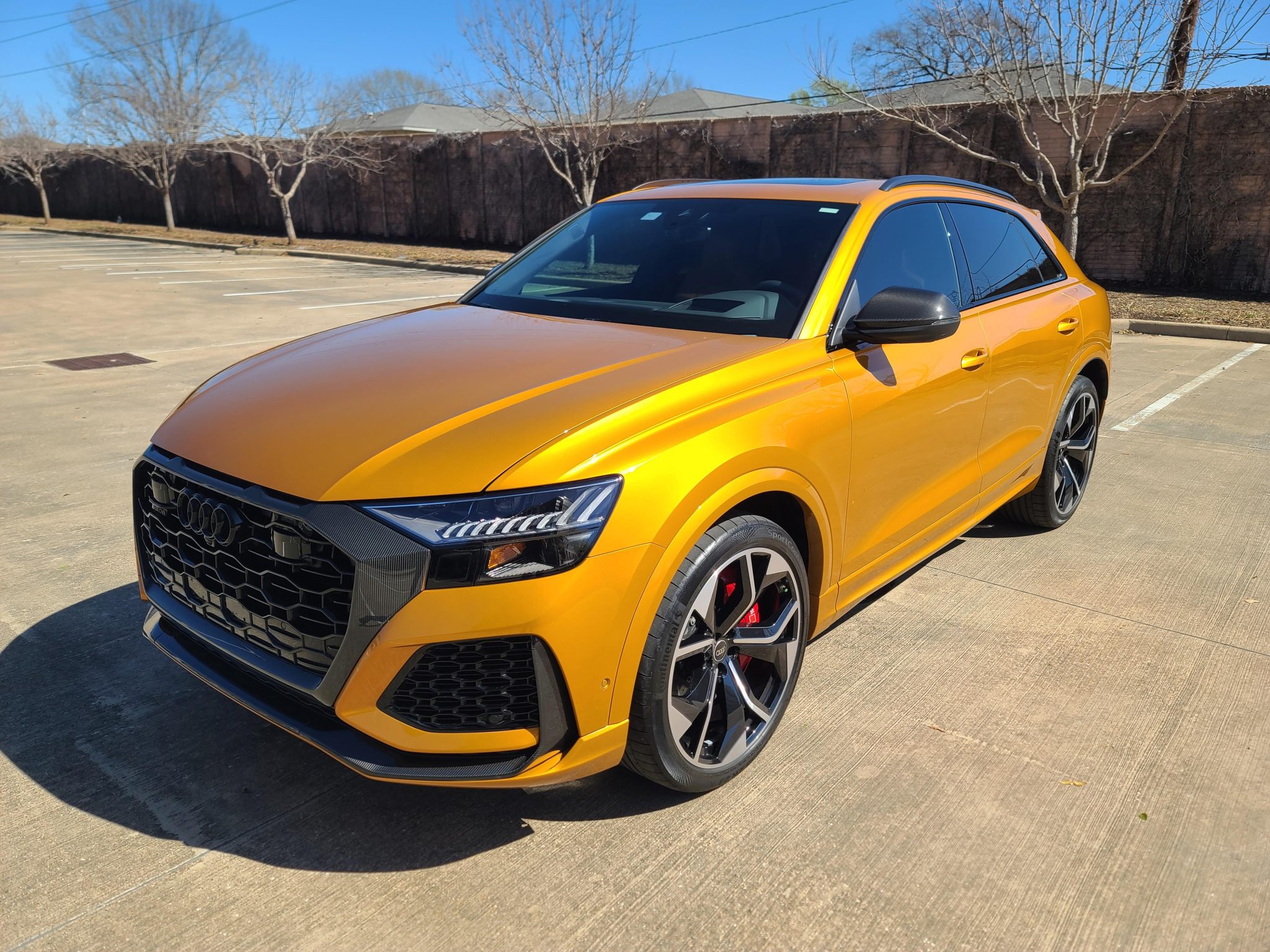 2023 Audi RS Q8 photo 3